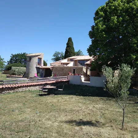 A La Ferme Au Milieu Des Lavandes Guest house Valensole