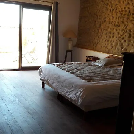Guest house A La Ferme Au Milieu Des Lavandes *
