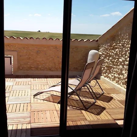 Guest house A La Ferme Au Milieu Des Lavandes Valensole